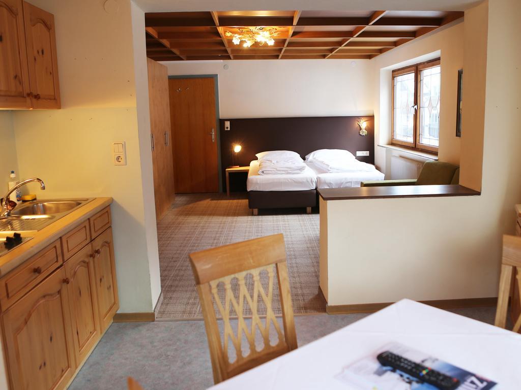 Gasthof Pension Madseiterhof Tux Habitación foto